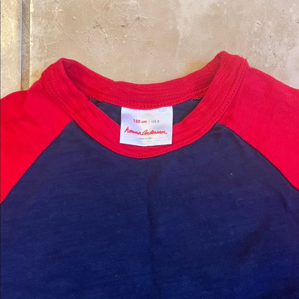 Hanna Andersson Red and Navy Raglan Tee size 130 or 8 - Picture 2 of 2